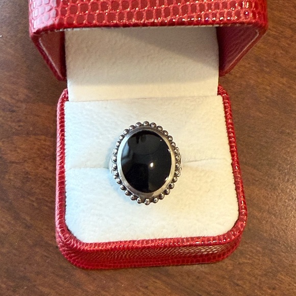 Silver Tone Ring - Picture 5 of 5